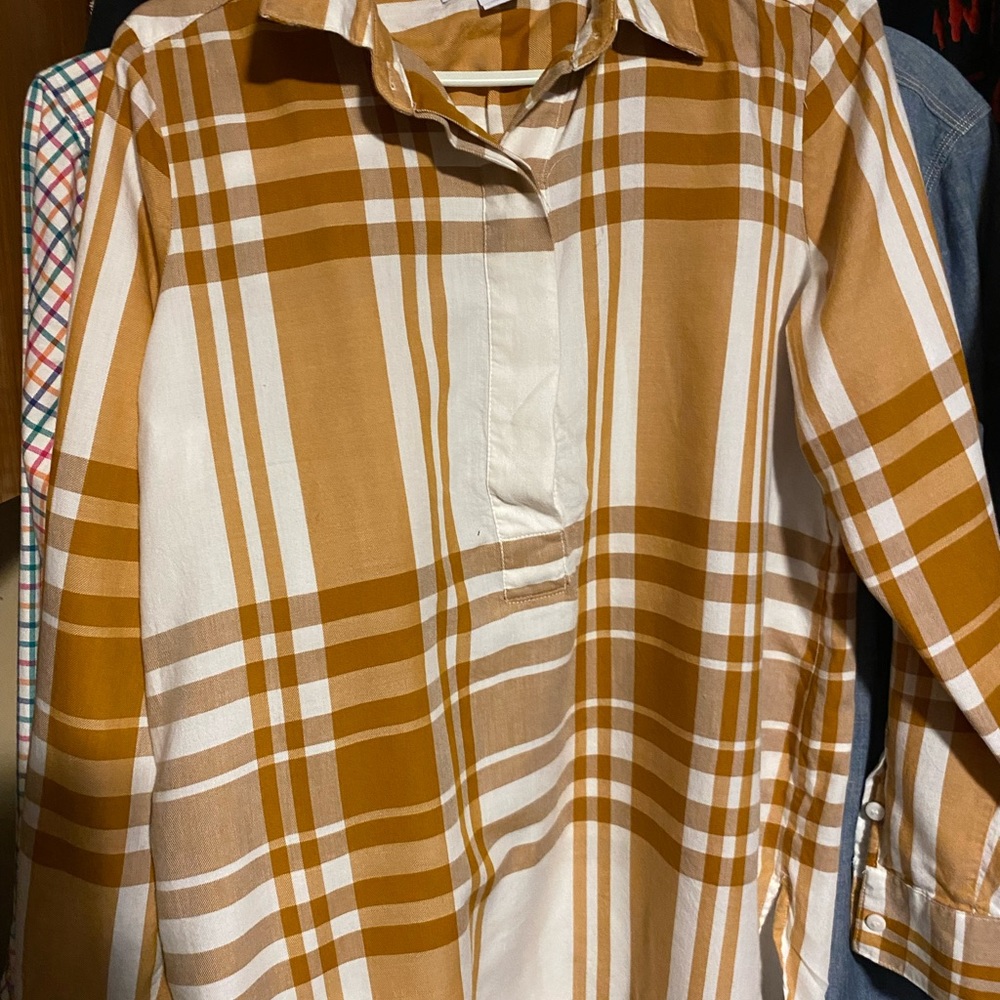 Strips like new size small Liz Claiborne